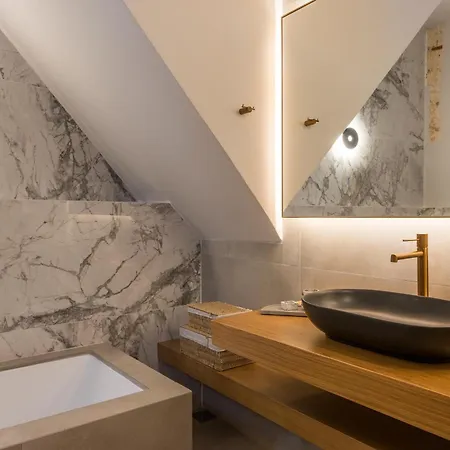 Full House * Chania (Crete)