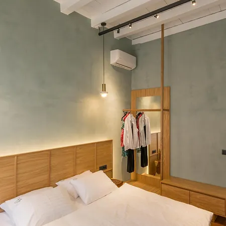 Apartament Full House *