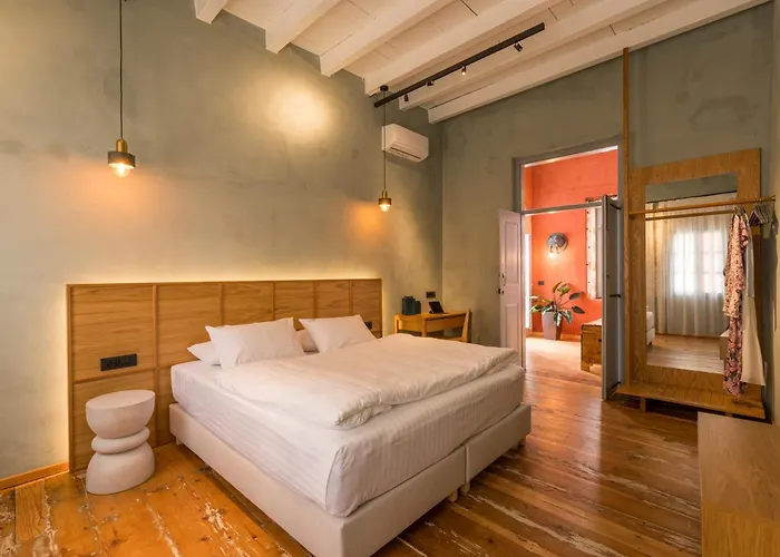 Full House Chania (Crete)